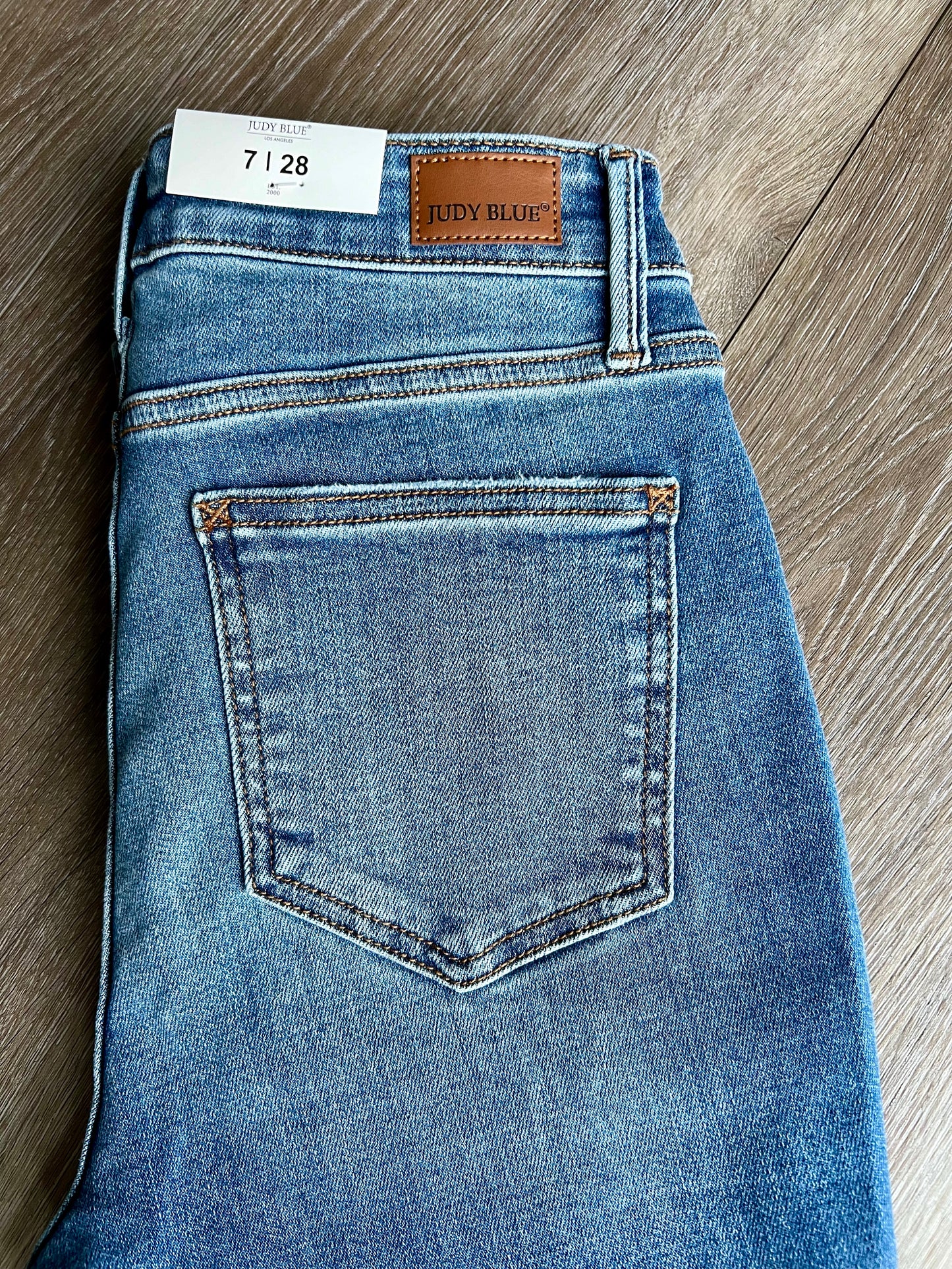 Judy Blue Mid-Rise Non-Distressed Vintage Skinny Jeans