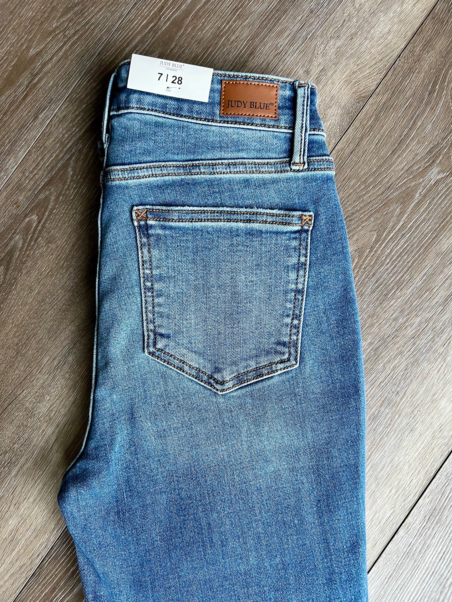 Judy Blue Mid-Rise Non-Distressed Vintage Skinny Jeans