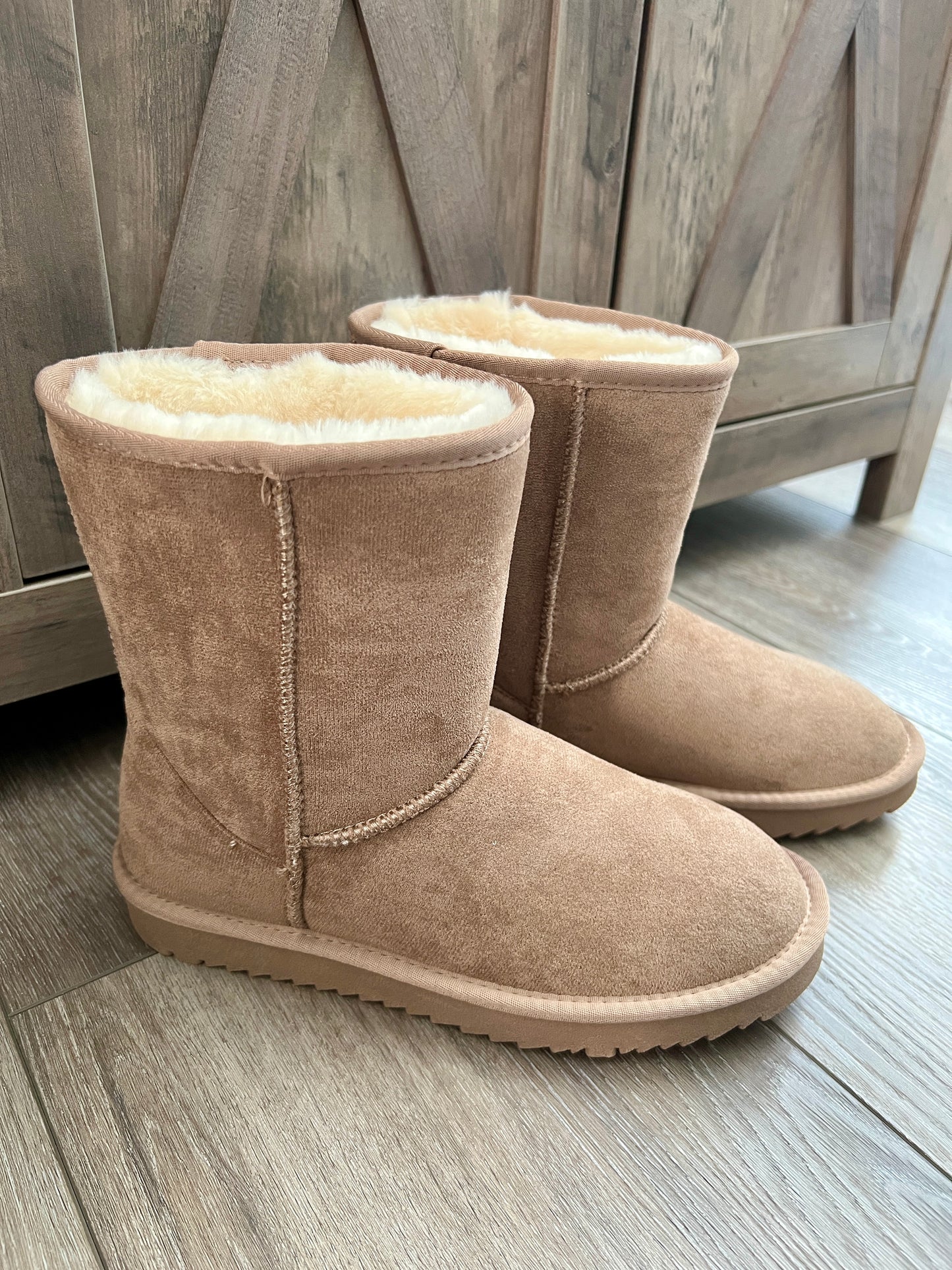 Mid-Height Fur Boots