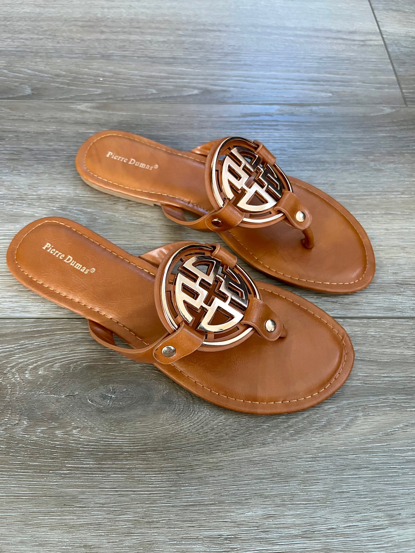 ‘Summertime Strolls’ Flat Sandal
