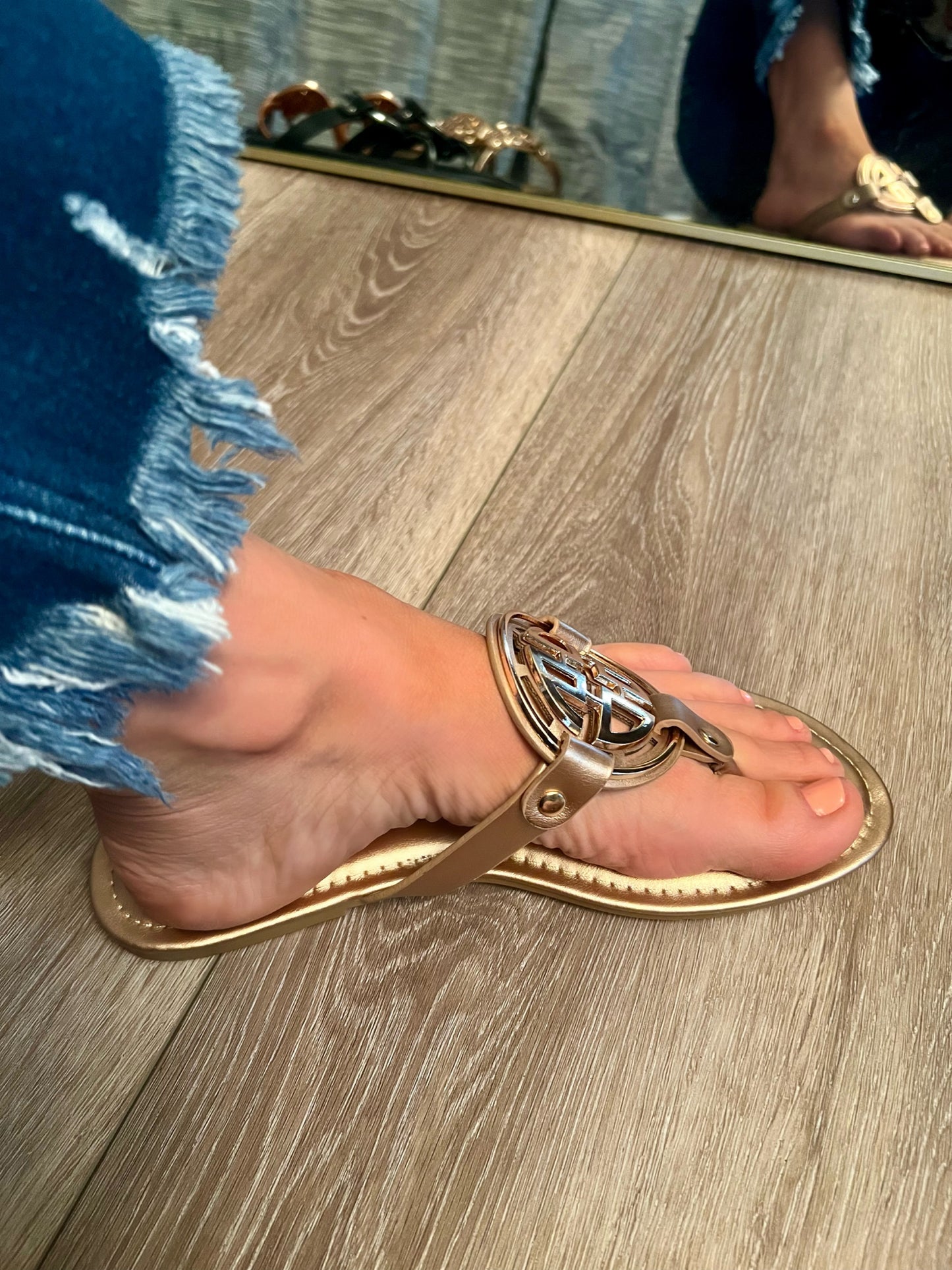 ‘Summertime Strolls’ Flat Sandal