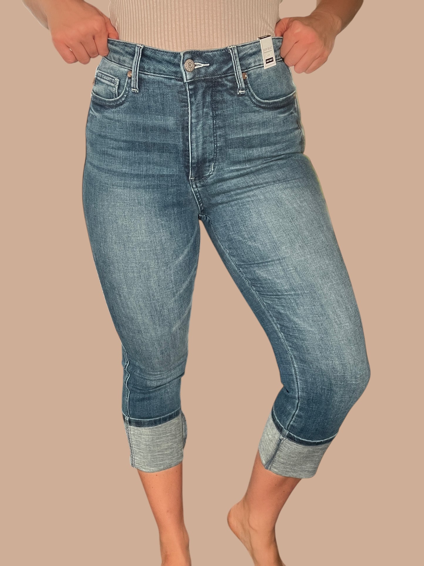 Judy Blue High-Rise Tummy Control Cuffed Capri Jeans