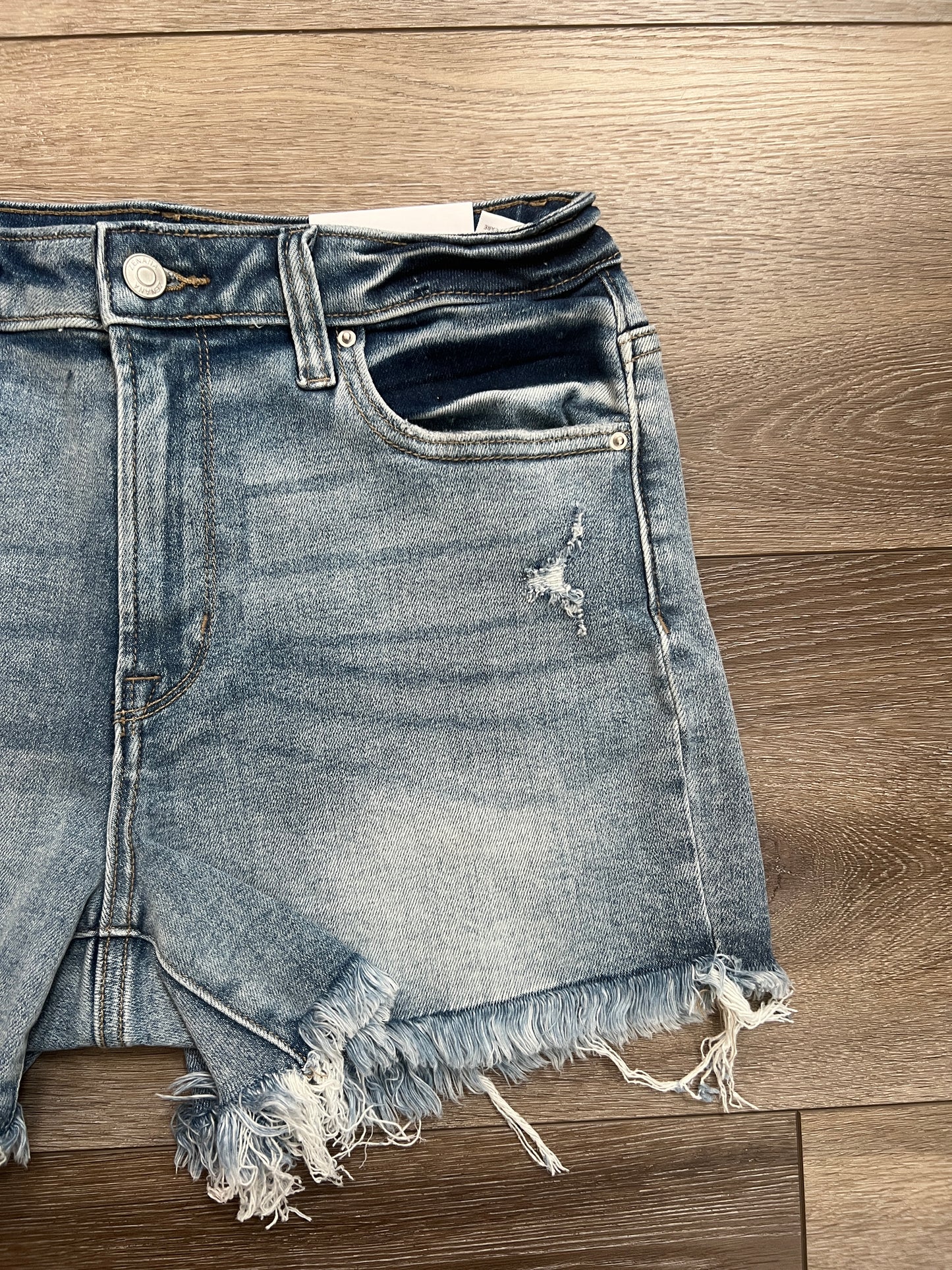 Zenana ‘Day to Night’ High-Rise Frayed Hem Denim Shorts