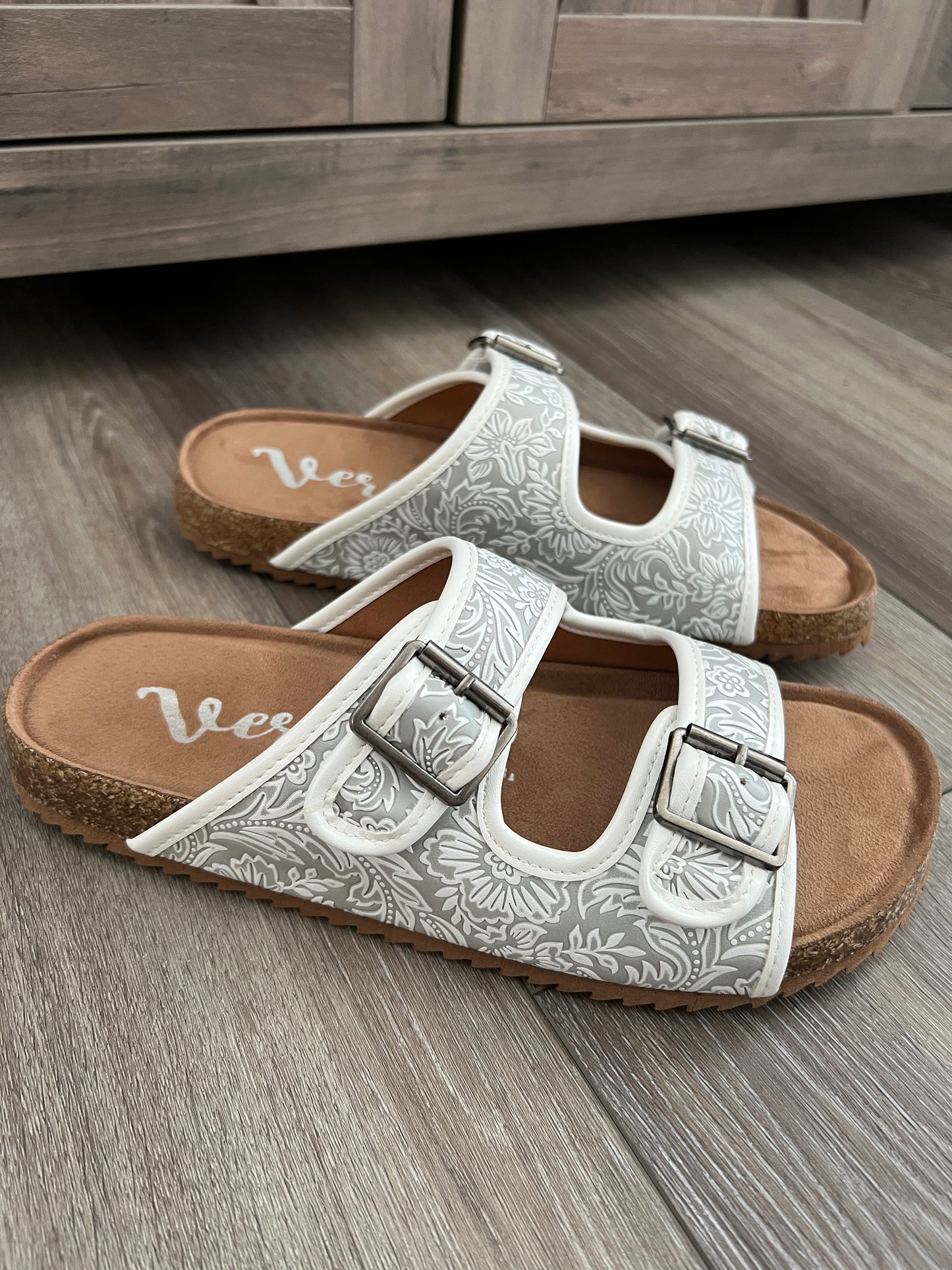 'Walking on Sunshine' Slide Sandals