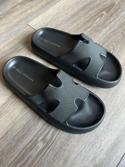 ‘Pool Party’ Platform Slide Sandals
