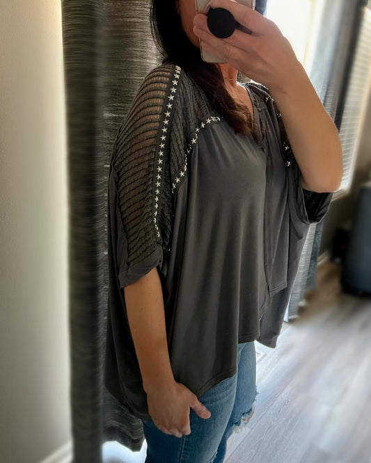 'Star Studded' Flowy Half-Sleeve Top