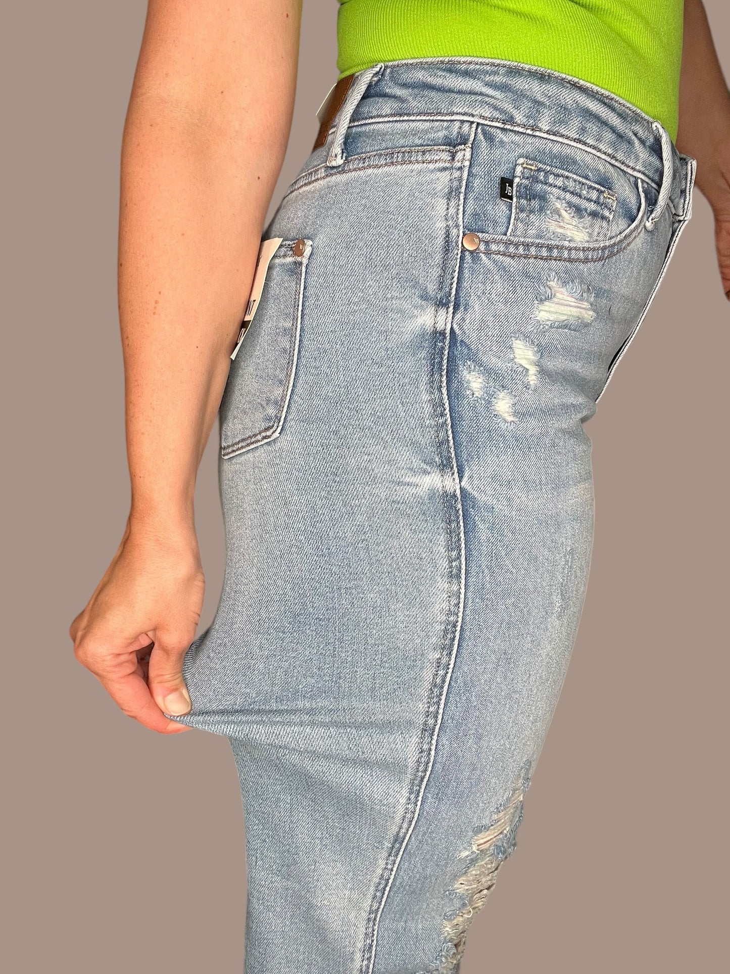 Judy Blue High-Rise Rigid Magic 90’s Straight Leg Jeans