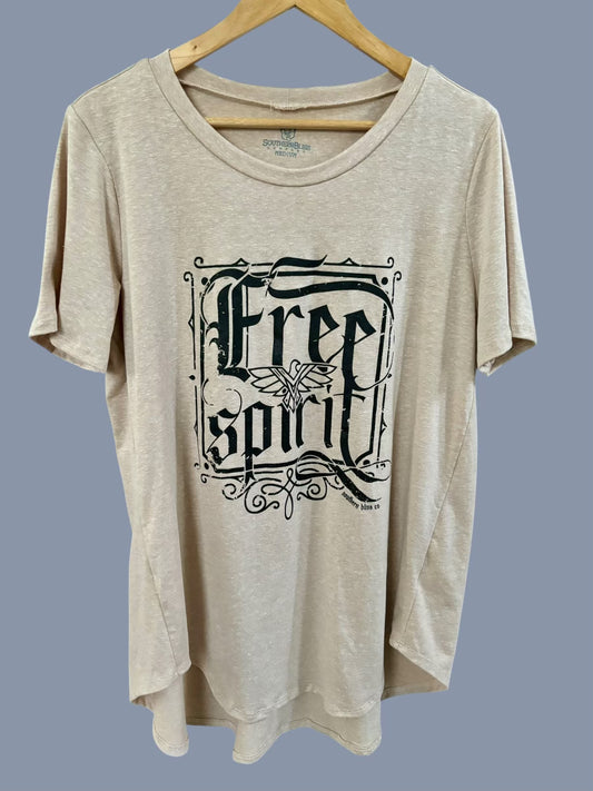 'Free Spirit' Graphic Scoop Tee